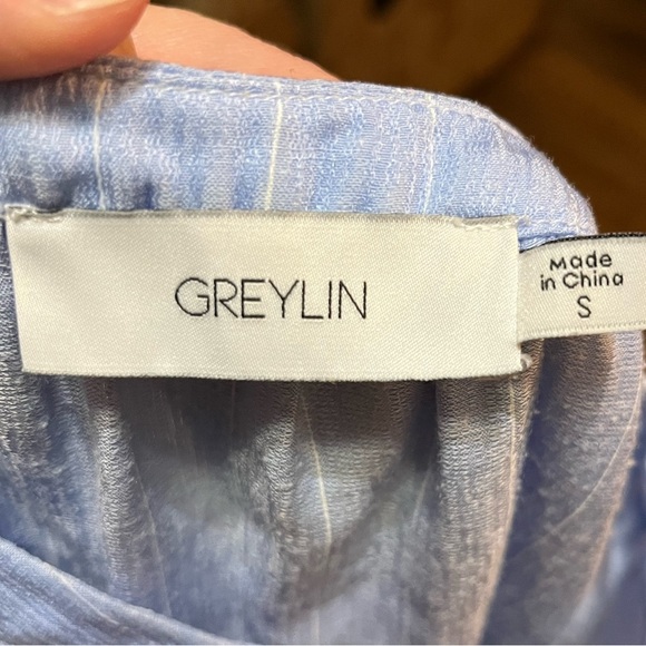 GREYLIN Light Blue w/white stripes Women's Top Size Small - Picture 2 of 9